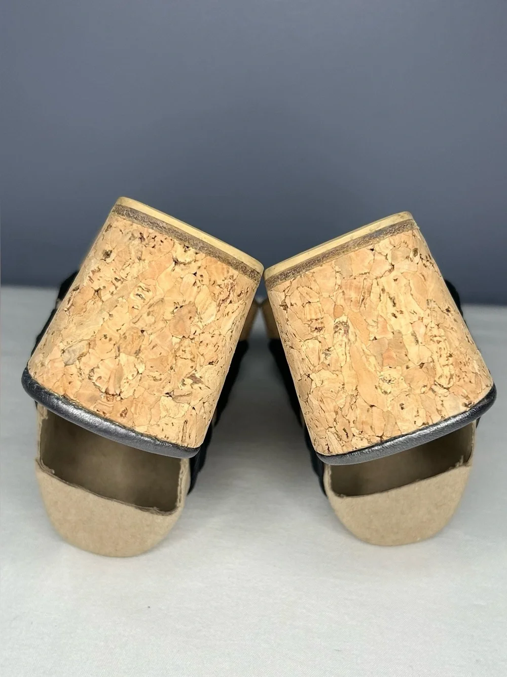 Donald J Pliner Sandals Womens 9 N Black Cork Wedge Thong Slip On Spain Comfort